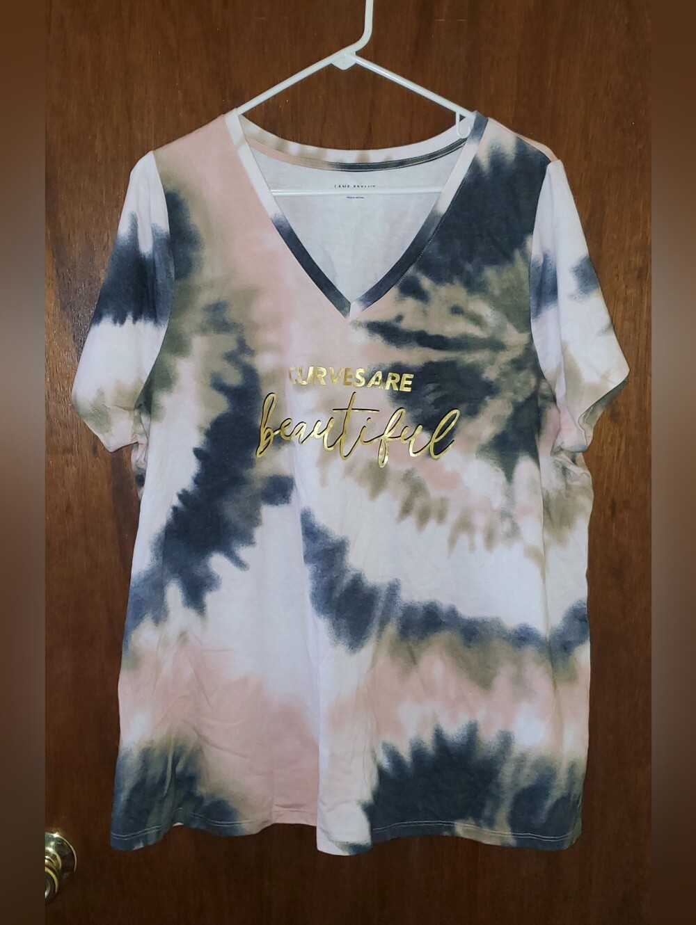 Lane Bryant V Neck Tie Dye T Shirt Sz 18/20 "Curves Are Beautiful"